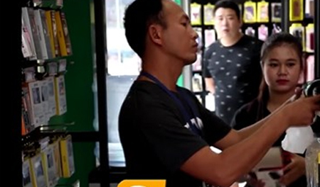 Hunan businessmen rush to Laos, Sky Dolphin marches forward for mobile phone accessories